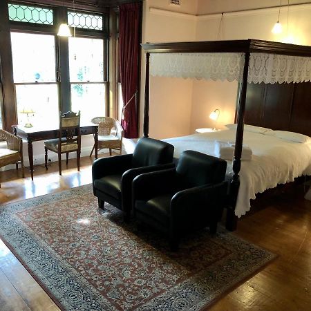 Lorelei Bed & Breakfast Портланд Екстериор снимка