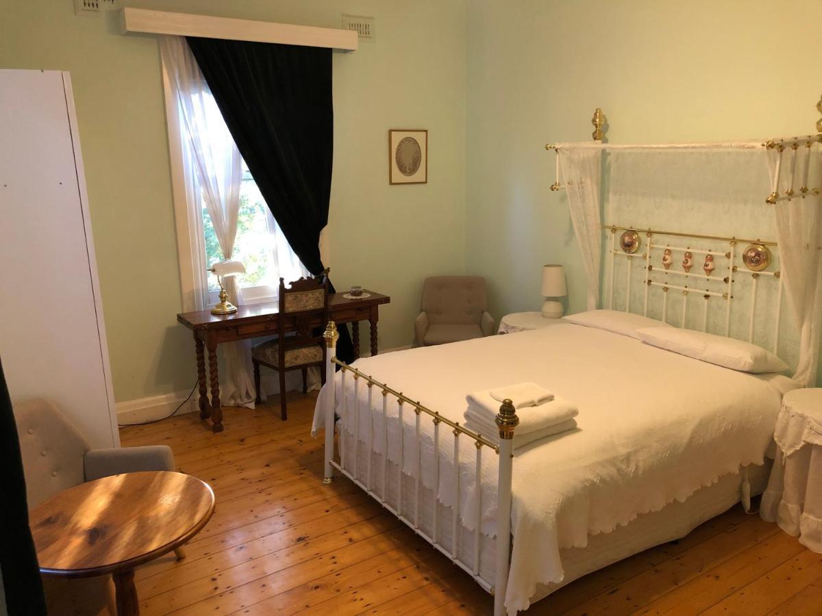 Lorelei Bed & Breakfast Портланд Екстериор снимка