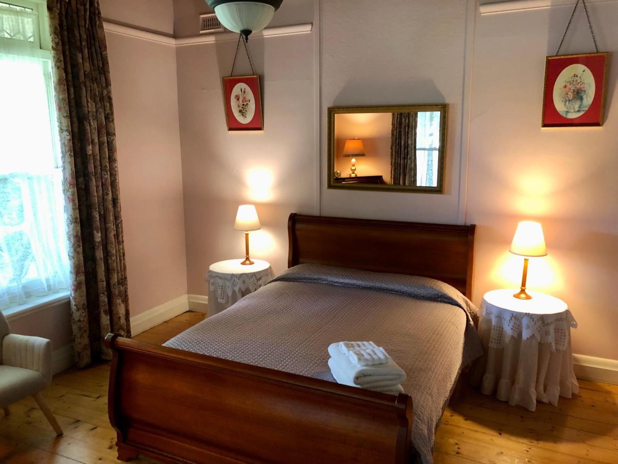 Lorelei Bed & Breakfast Портланд Екстериор снимка