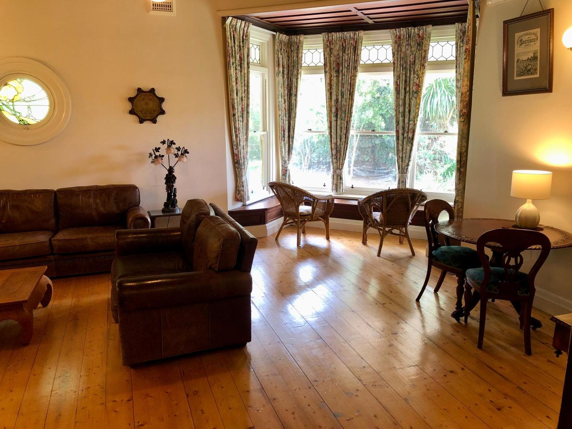Lorelei Bed & Breakfast Портланд Екстериор снимка